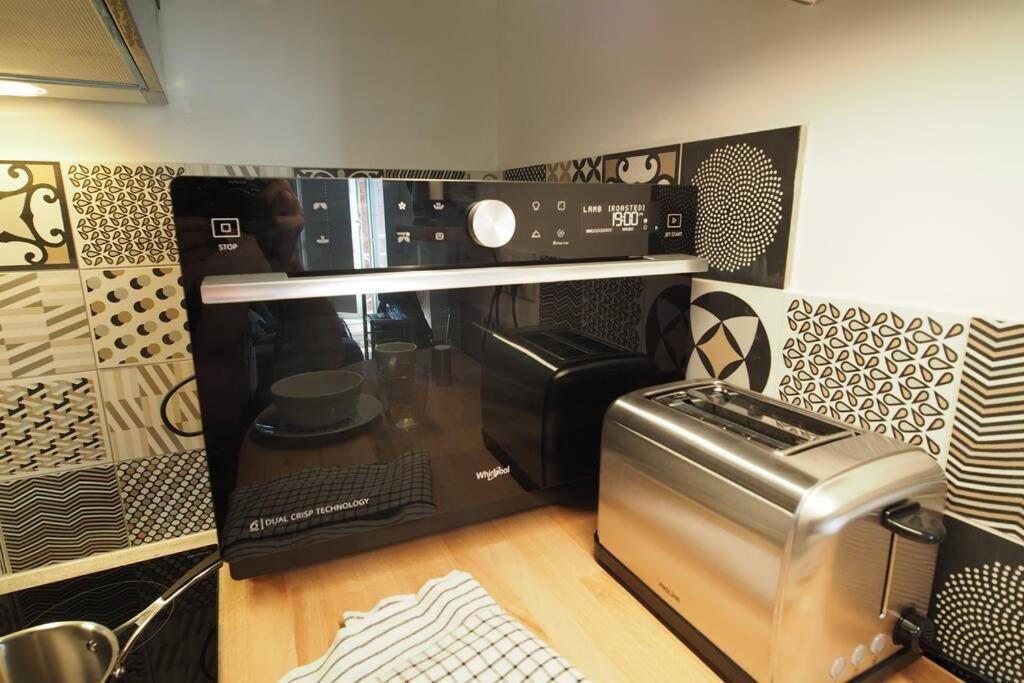 Apartment Brick And Wood - Hypercentre - Tv - Wifi
