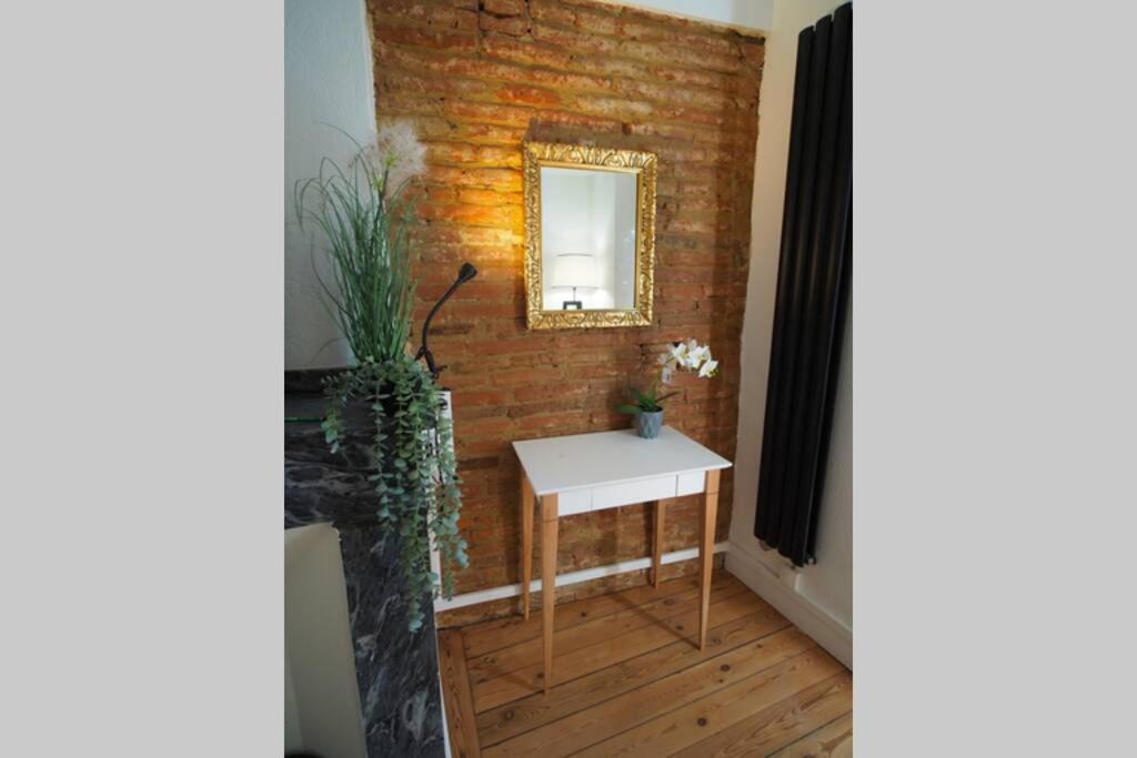 Brick And Wood - Hypercentre - Tv - Wifi Apartment *